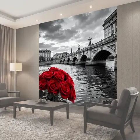 Фотообои Красные розы у городского моста